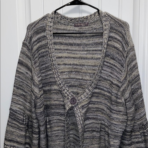 Susie Couture sweater - xlarge - Picture 1 of 15